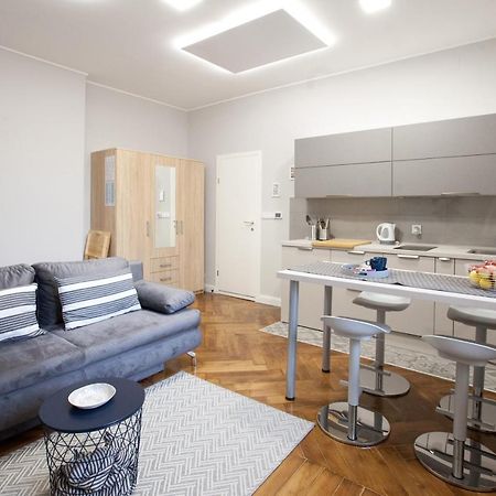Hidden Gem - Quiet & Modern - Walk Everywhere Zagreb Bagian luar foto
