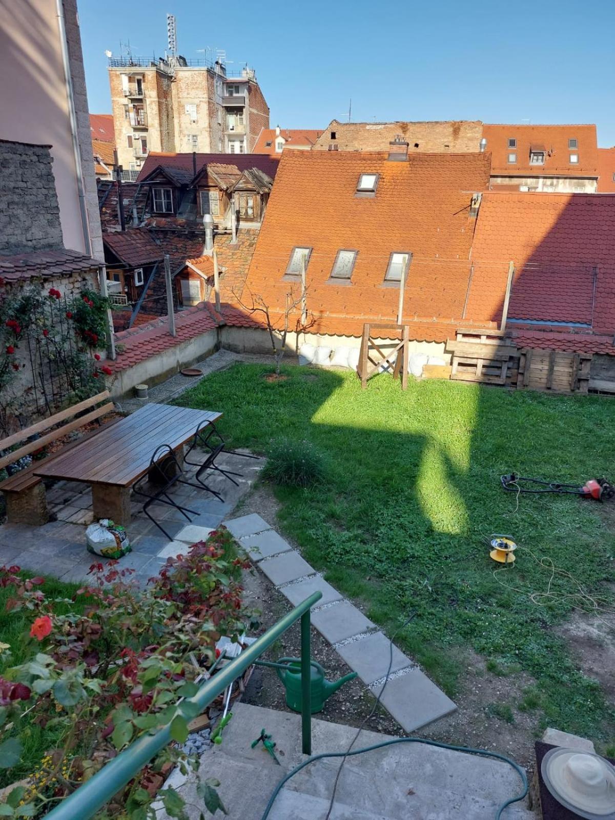 Hidden Gem - Quiet & Modern - Walk Everywhere Zagreb Bagian luar foto